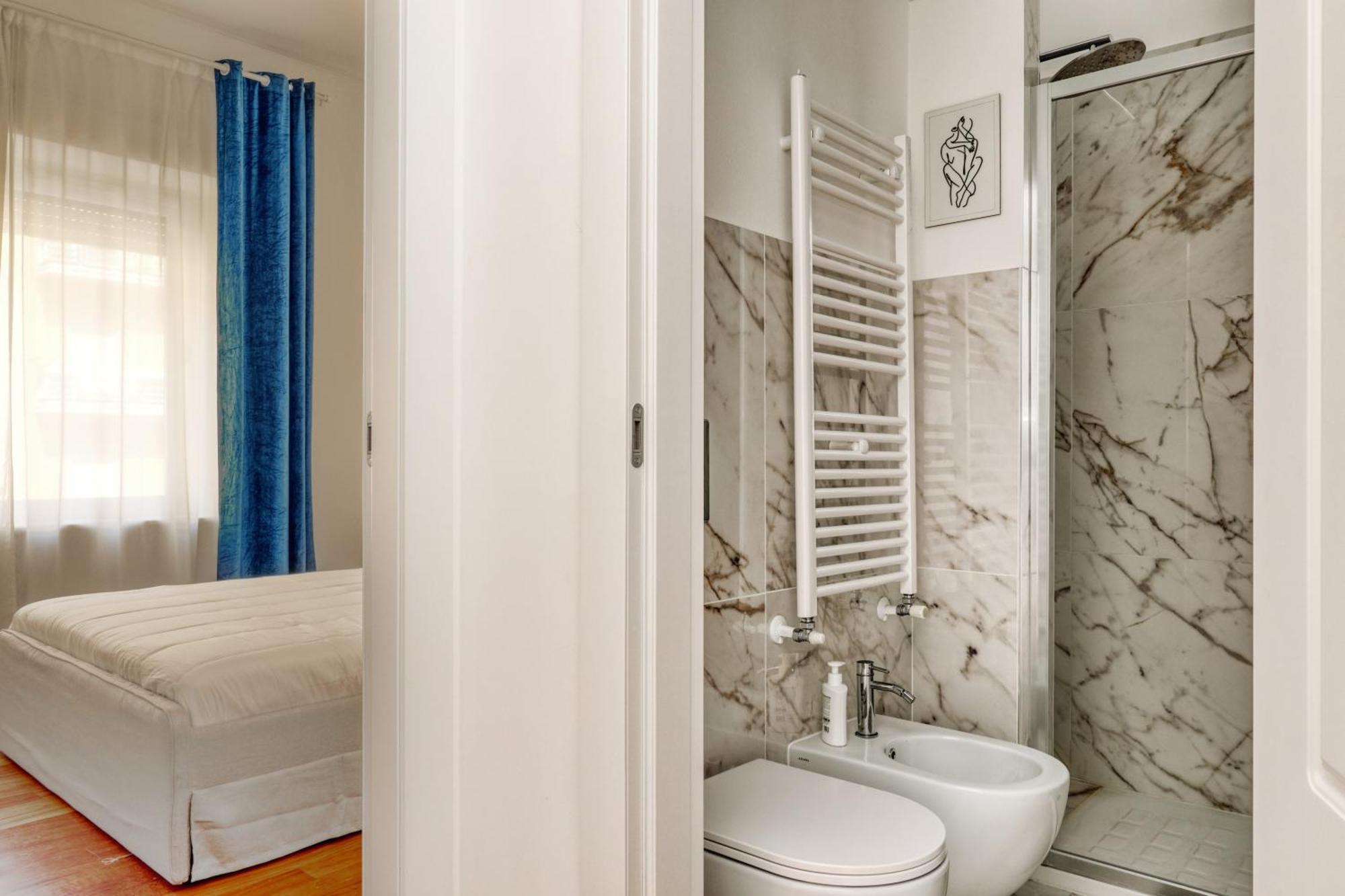 Cozy Flat In Station - 4 Pax Apartment Mailand
